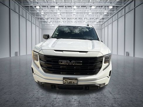 Used 2022 GMC Sierra 1500 Elevation w/ LPO, Elevation Black Package AWD/4WD image 2