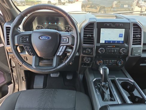 Used 2019 Ford F150 XLT w/ Equipment Group 302A Luxury AWD/4WD image 13