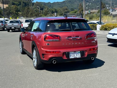 Used 2024 MINI Cooper Clubman S FWD image 3
