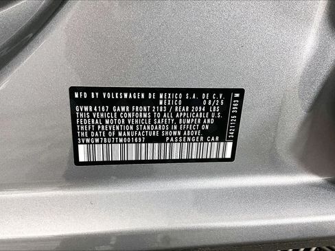 Used 2026 Volkswagen Jetta SEL FWD image 33