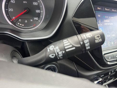 Used 2022 Chevrolet TrailBlazer ACTIV w/ Sun and Liftgate Package image 26