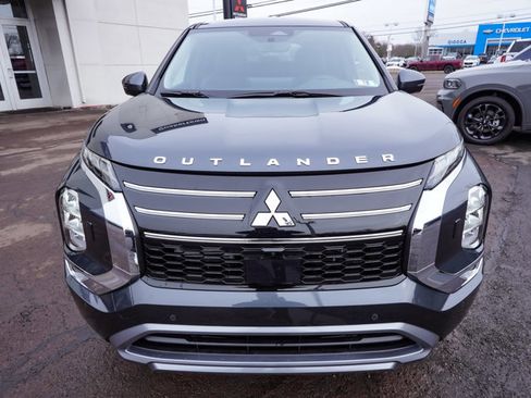 New 2026 Mitsubishi Outlander SE image 2