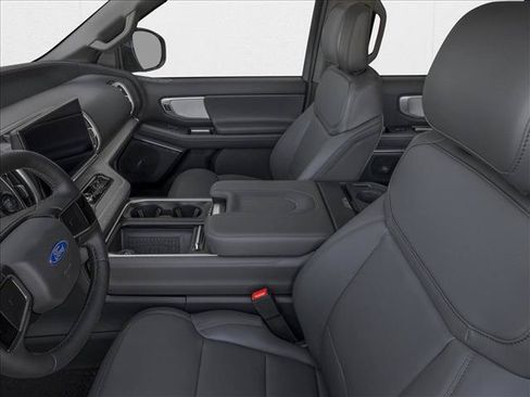 New 2026 Ford Expedition Active RWD image 6