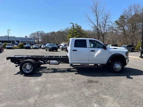 New 2026 RAM 5500 Tradesman w/ Chrome Appearance Group image 4