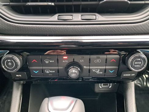 New 2026 Jeep Compass Limited image 23