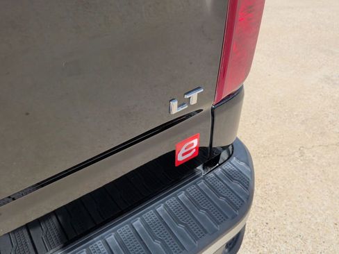 Used 2020 Chevrolet Silverado 1500 LT w/ Texas Edition image 40