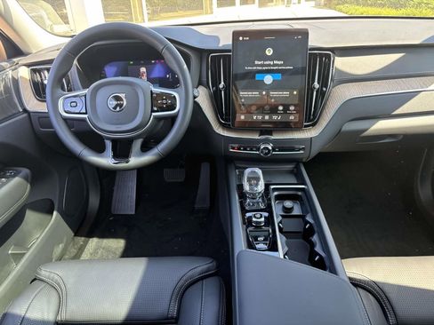 New 2026 Volvo XC60 B5 Ultra w/ Protection Package Premier image 27