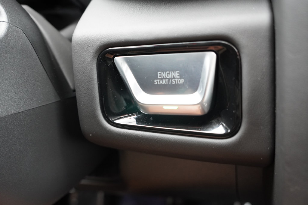 Used 2026 GMC Yukon AT4 Ultimate AWD/4WD image 39