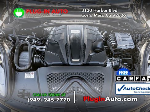 Used 2021 Porsche Macan S AWD/4WD image 13