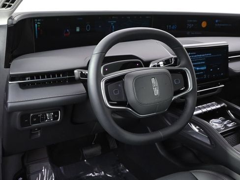 New 2026 Lincoln Nautilus Reserve w/ Jet Appearance Package AWD/4WD image 11