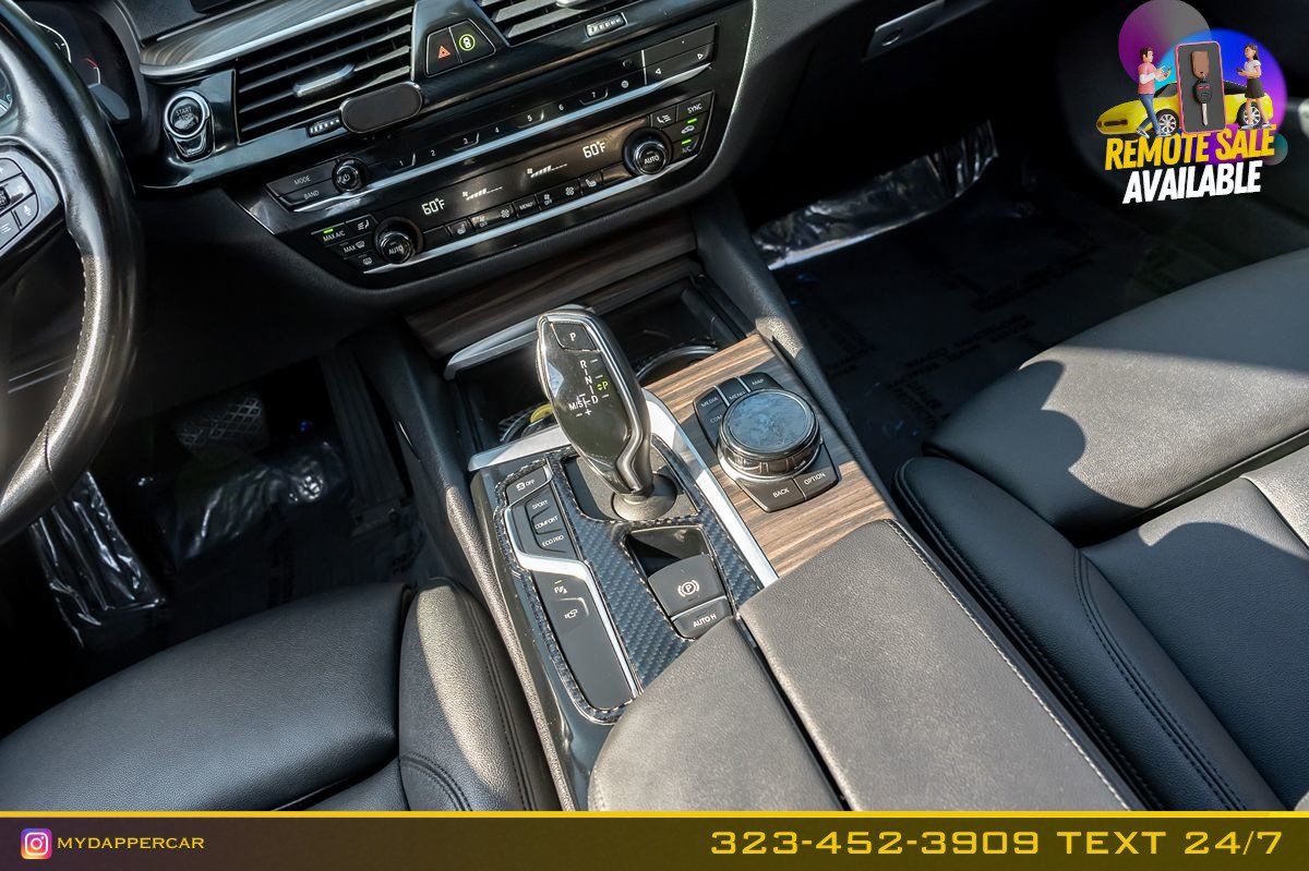 Used 2020 BMW 530i xDrive AWD/4WD image 23