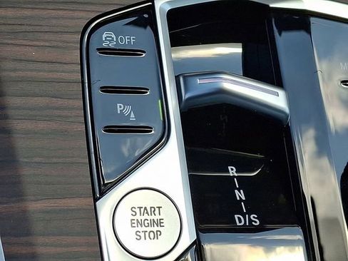 Used 2026 BMW X5 xDrive40i w/ Premium Package image 17