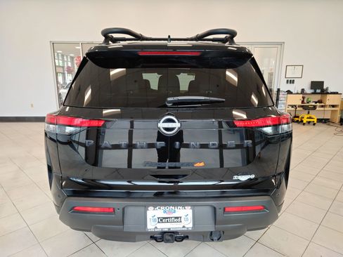 Used 2024 Nissan Pathfinder Rock Creek image 4