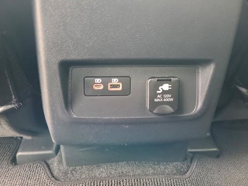 Used 2023 Nissan Frontier PRO-4X w/ Pro Convenience Package AWD/4WD image 13