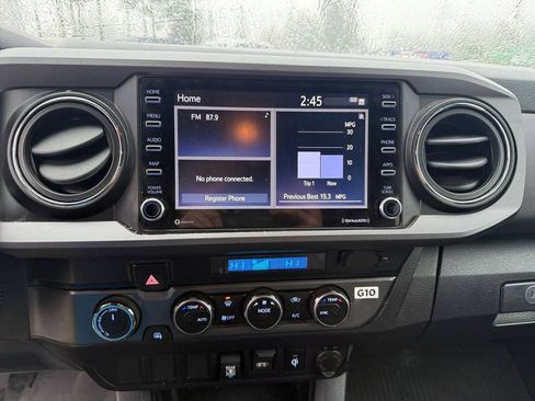 Used 2023 Toyota Tacoma TRD Off-Road image 21