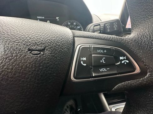 Used 2021 Ford EcoSport SE w/ SE Convenience Package image 15