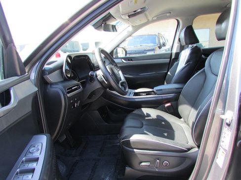 Used 2024 Hyundai Palisade SEL FWD image 14