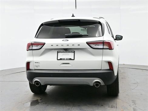 Used 2020 Ford Escape SEL image 6
