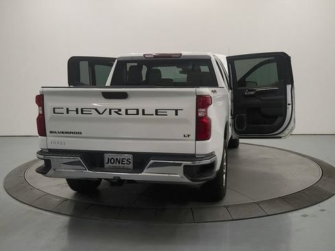 Used 2024 Chevrolet Silverado 1500 LT AWD/4WD image 15