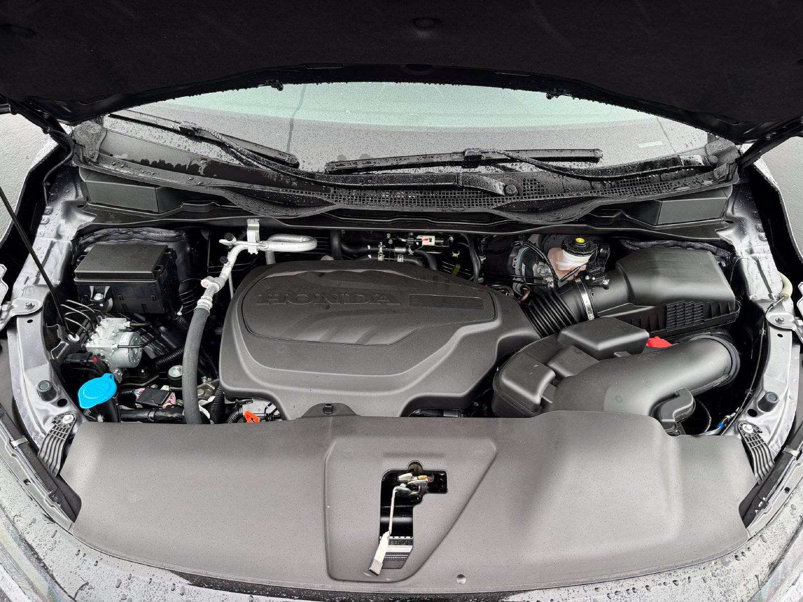 New 2027 Honda Odyssey Touring image 16