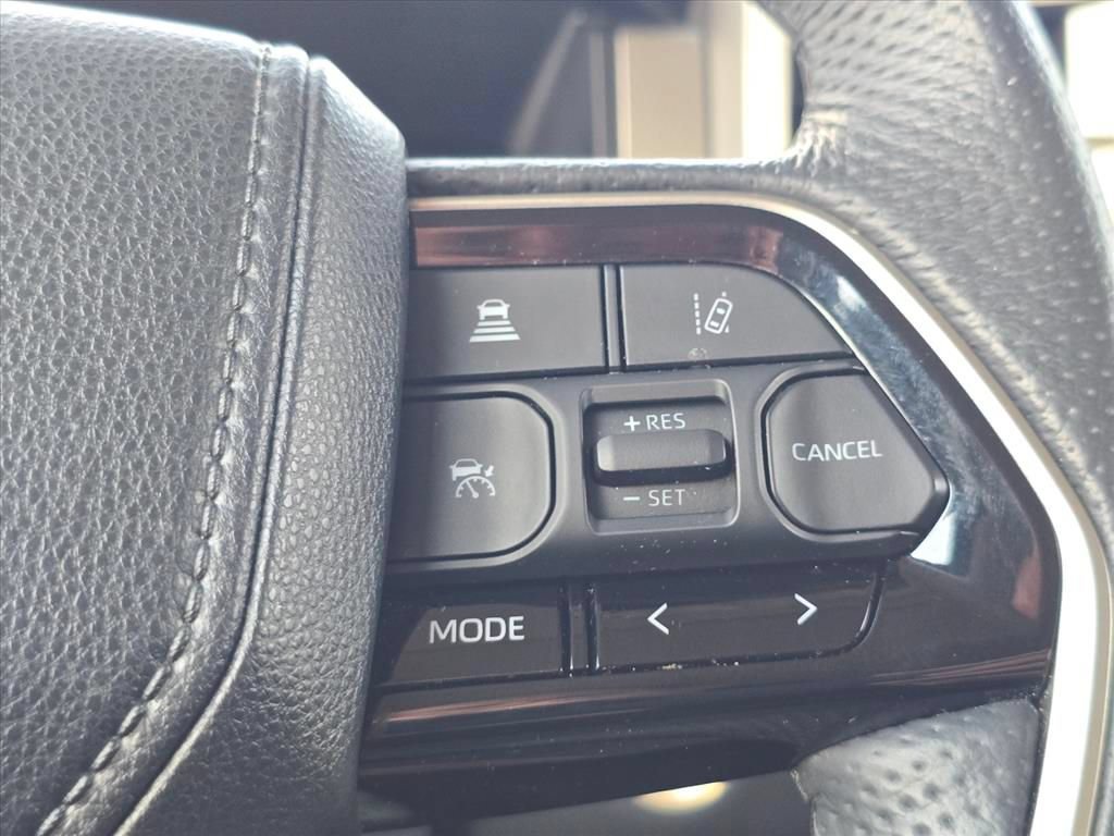 Used 2024 Toyota Tundra Limited AWD/4WD image 20