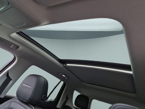New 2026 GMC Terrain Denali AWD/4WD image 18