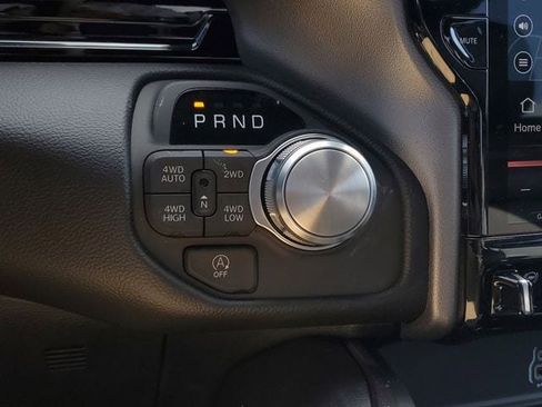 New 2026 RAM 1500 Laramie AWD/4WD image 35