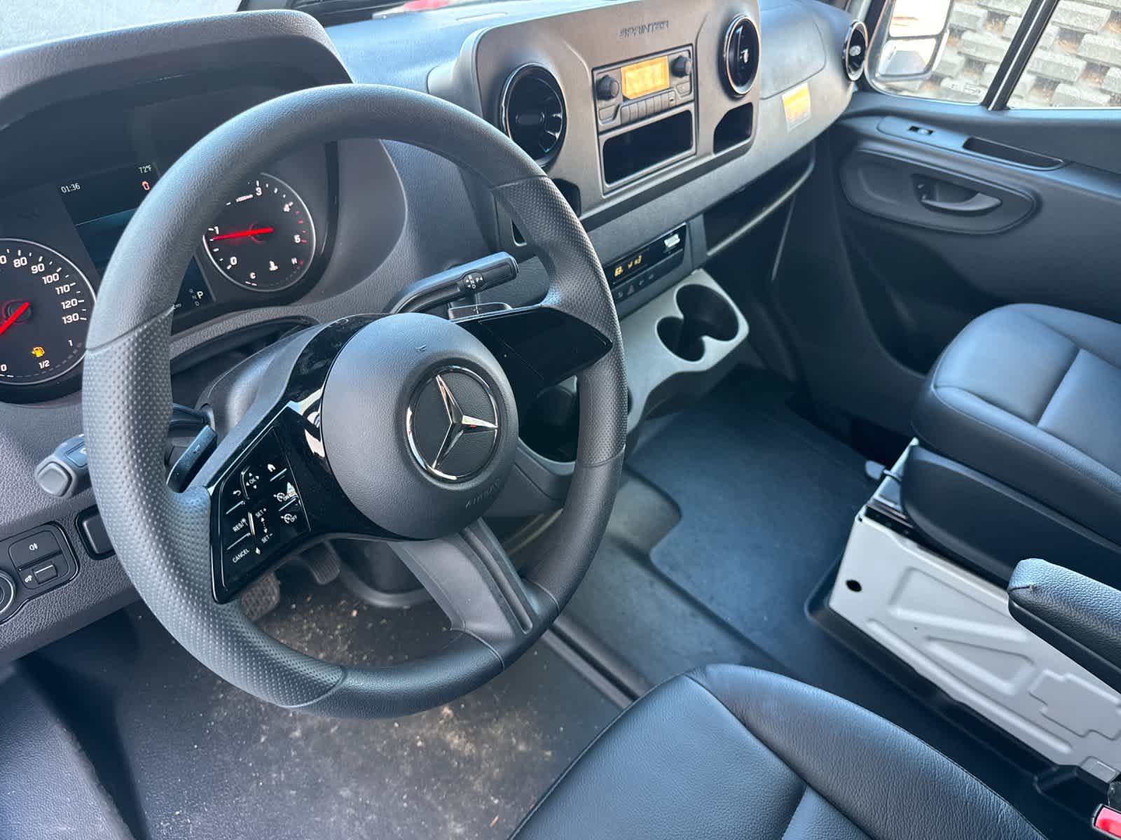 New 2025 Mercedes-Benz Sprinter 2500 image 10