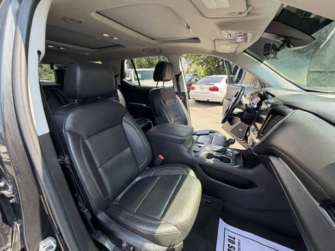 Used 2018 Chevrolet Traverse LT AWD/4WD image 20