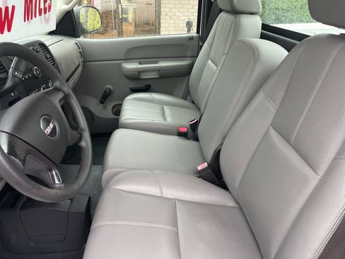Used 2008 GMC Sierra 2500 W/T AWD/4WD image 22