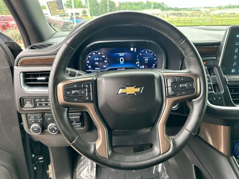 Used 2023 Chevrolet Tahoe High Country w/ Premium Package AWD/4WD image 14