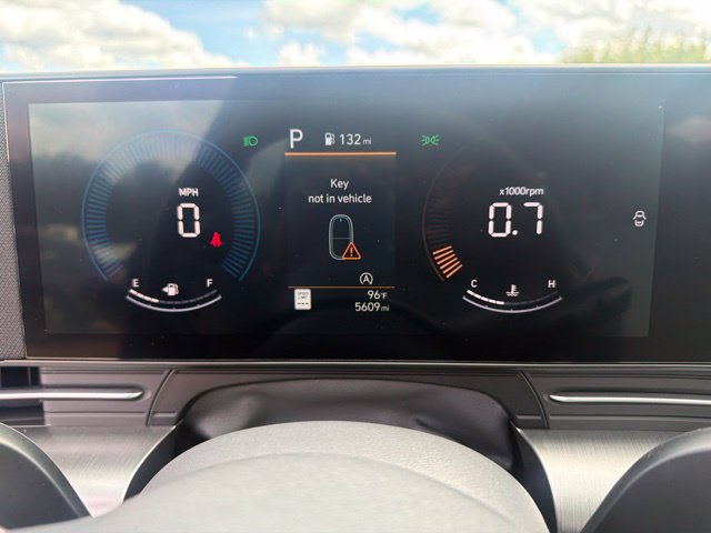 Used 2026 Hyundai Kona SE FWD image 13