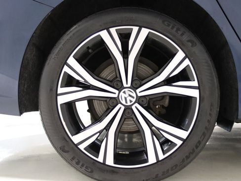 Used 2021 Volkswagen Passat 2.0T SE image 64