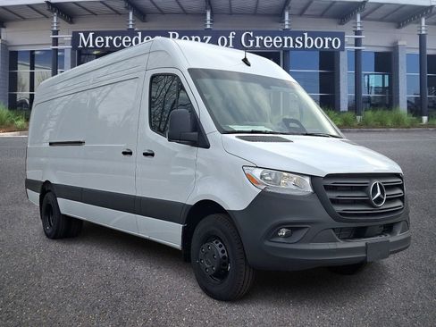 New 2025 Mercedes-Benz Sprinter 3500 image 2