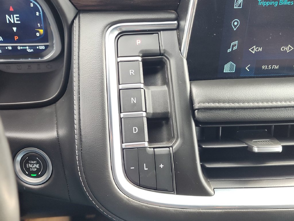 Used 2023 Chevrolet Tahoe LT w/ Luxury Package RWD image 19