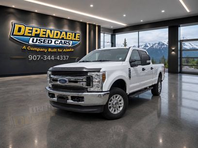 Used 2019 Ford F350 XLT w/ Camper Package