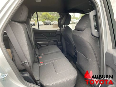 New 2026 Toyota 4Runner SR5 AWD/4WD image 15