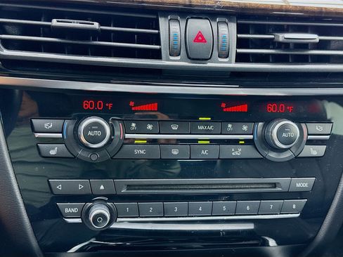 Used 2016 BMW X6 xDrive35i image 12