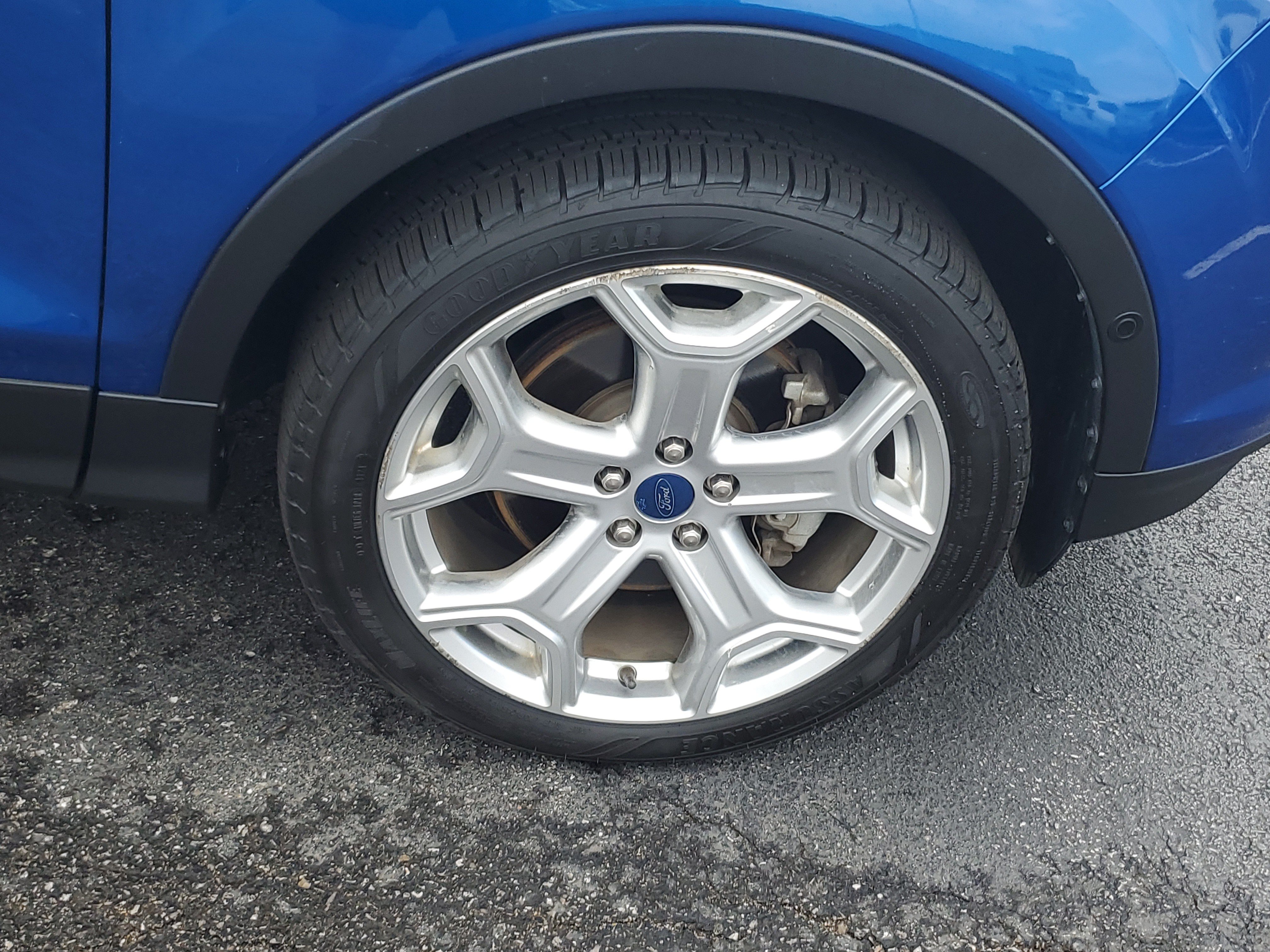 Used 2019 Ford Escape Titanium AWD/4WD image 6