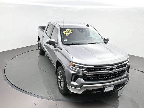 Used 2023 Chevrolet Silverado 1500 LT AWD/4WD image 35