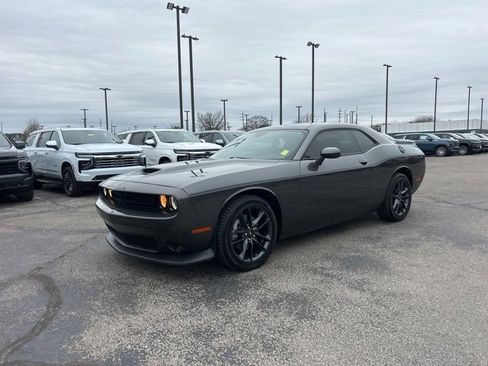 Used 2022 Dodge Challenger GT w/ Driver Convenience Group image 7