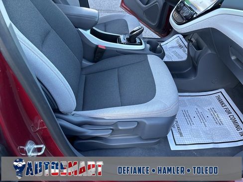 Used 2021 Chevrolet Bolt LT image 44