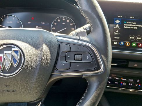 Used 2023 Buick Envision Preferred FWD image 18