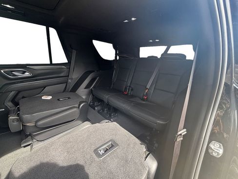 Used 2022 GMC Yukon SLT image 13