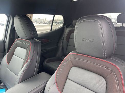 Used 2024 Chevrolet Equinox EV RS image 17