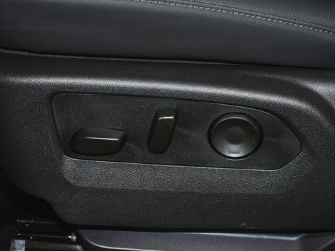 Used 2026 GMC Hummer EV SUV AWD/4WD image 47