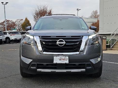 Certified 2025 Nissan Pathfinder Platinum w/ Cargo Package image 3