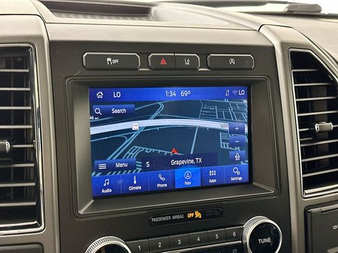 Used 2020 Ford Expedition Max XLT w/ Equipment Group 202A RWD image 14