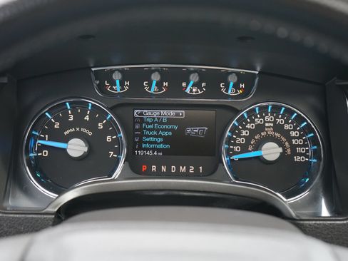 Used 2014 Ford F150 Lariat w/ Equipment Group 502A Luxury AWD/4WD image 19