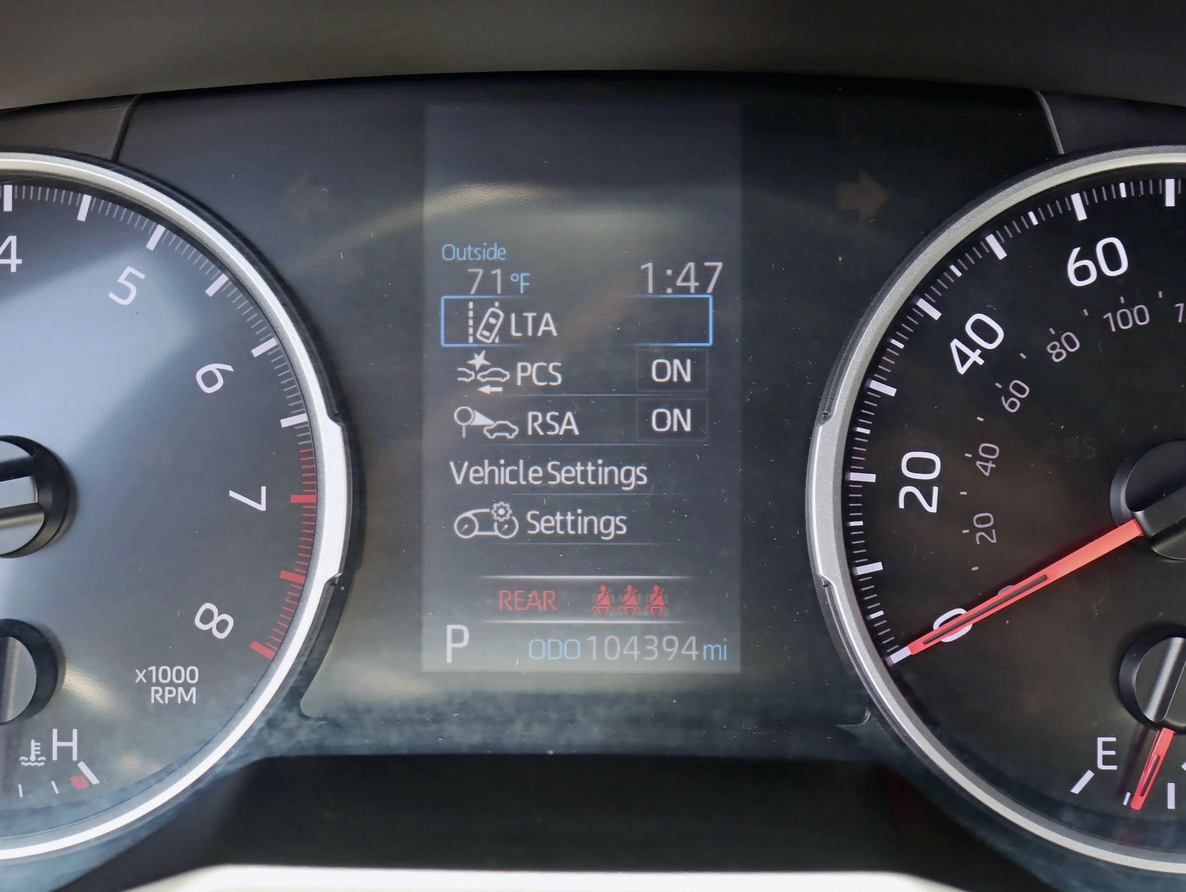 Used 2019 Toyota RAV4 LE w/ All Weather Liner Package AWD/4WD image 19